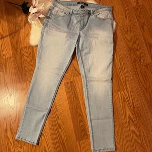 Jordache jeans size 14